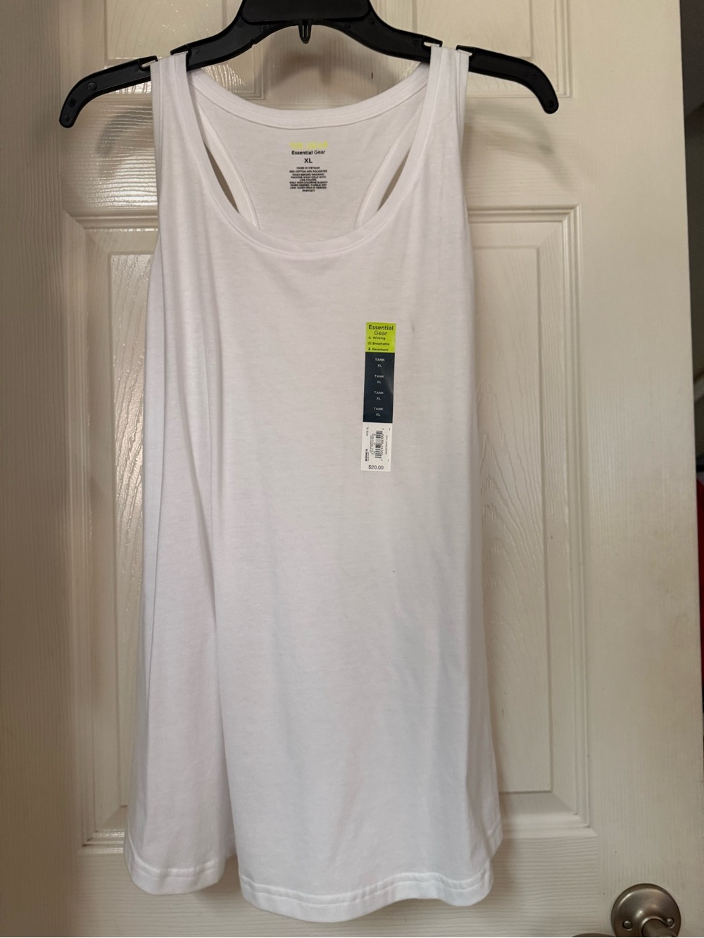 tek gear White Tank Top – Simple Scoop Neck Layering